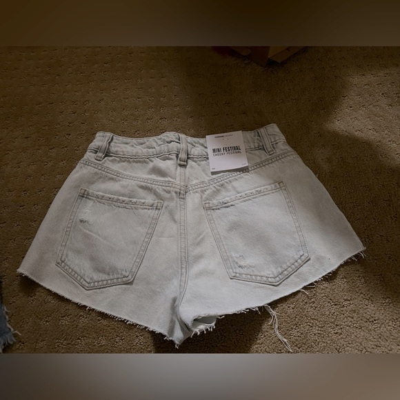 Garage Mini festival cheeky festival shorts - Picture 2 of 2